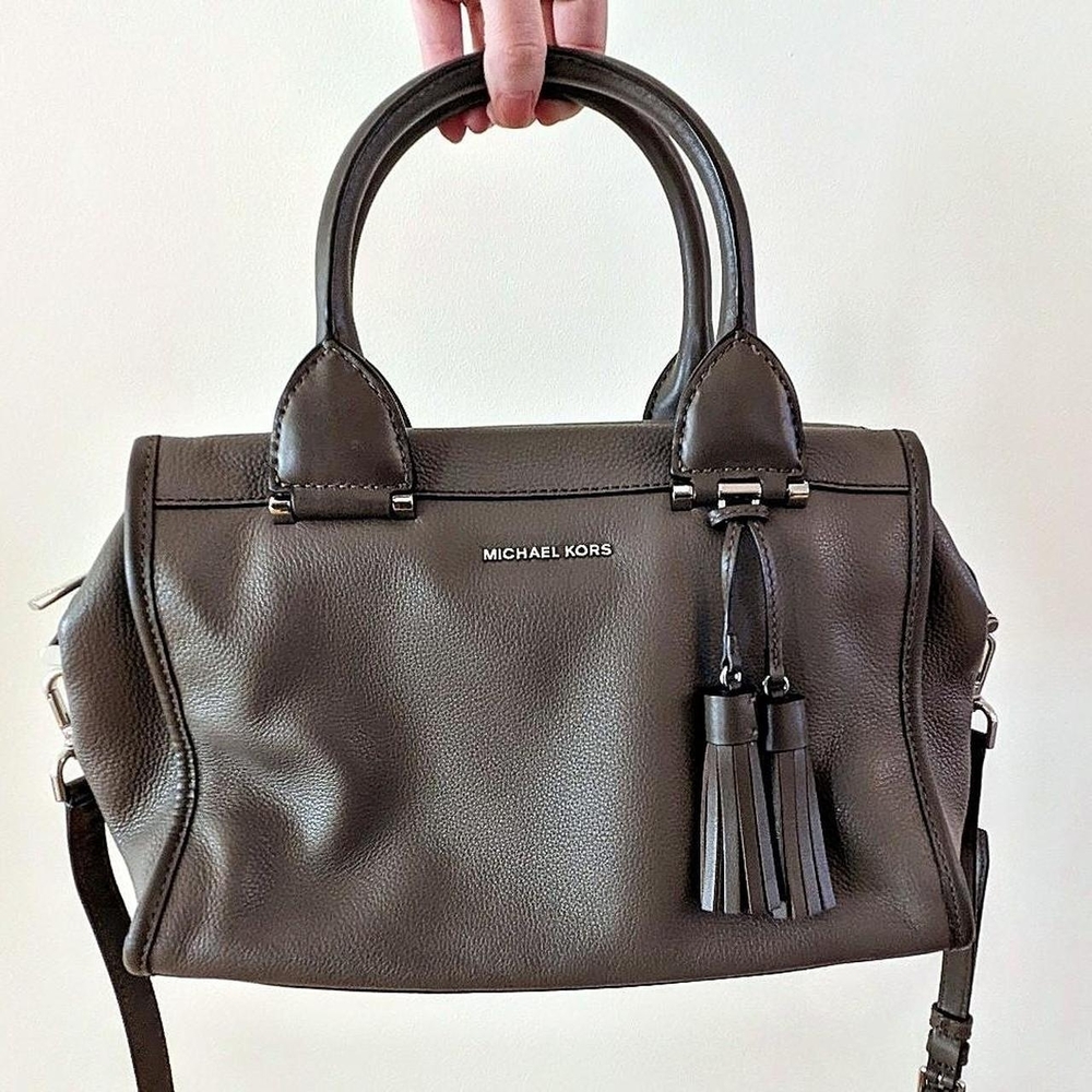 Michael Kors Taupe Leather Handbag And Shoulder bag